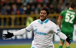 Футбол. Чемпионат России. `Ростов` победил московский `Спартак` и вернулся на первое место