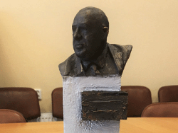 Лучшим эскизом для памятника Георгию Быстрову признана работа Александра Литвинова