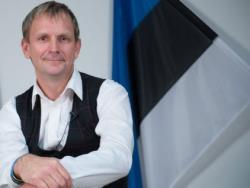 И снова штрафы: От фракции Isamaa в парламенте Эстонии вновь получена `языковая` поправка