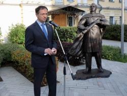 В Москве представили памятник Фаддею Беллинсгаузену, который будет установлен в Бразилии