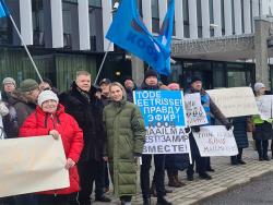 У здания главной телерадокомпании Эстонии прошёл пикет народного движения KOOS/ВМЕСТЕ