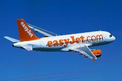 Авиакомпания EasyJet закрывает стойки регистрации в аэропортах