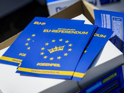 Социологи: 33% жителей Нидерландов проголосуют против интеграции Украины с Евросоюзом.