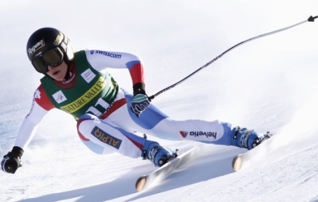 Горные лыжи. Лара Гут стала первой в супер-джи, Фавр обыграл Хиршера в Валь д‘Изере.