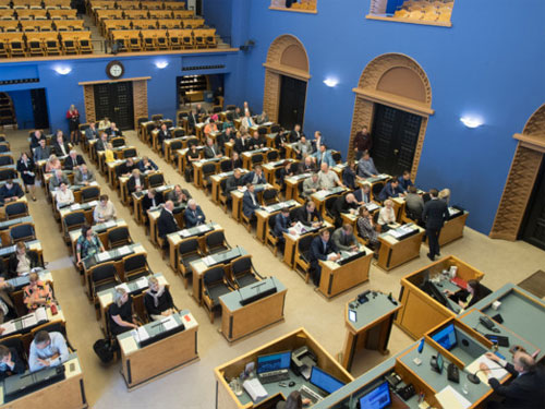 Противникам русских школ Эстонии не хватило одного голоса в Рийгикогу, чтобы их уничтожить.