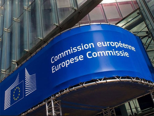 Еврокомиссия существенно упростила документооборот для граждан стран Евросоюза.