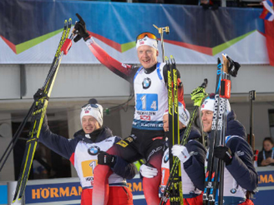 Биатлон. КМ 2019/20. Йоханнес Бё выиграл для Норвегии мужскую эстафету Хохфильцена.