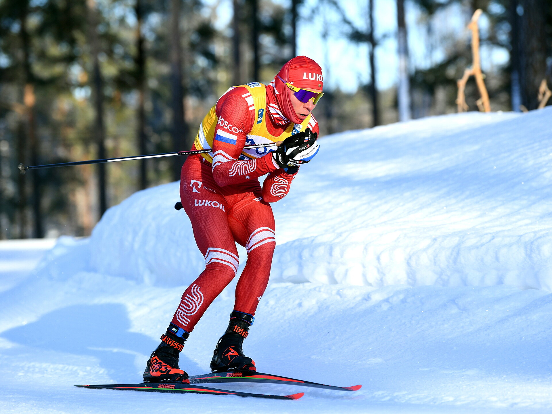 Лыжи. КМ-2020/21. В шведском Фалуне Александр Большунов выигрывает вторую гонку подряд.