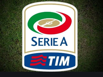 Футбол. Чемпионат Италии. Отрыв `Интера` от `Милана` увеличился до восьми очков.