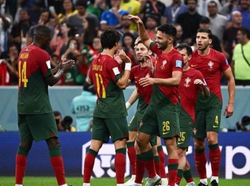Футбол. ЧМ-2022. Португалия громит Швейцарию со счётом 6:1 и выходит на Марокко.