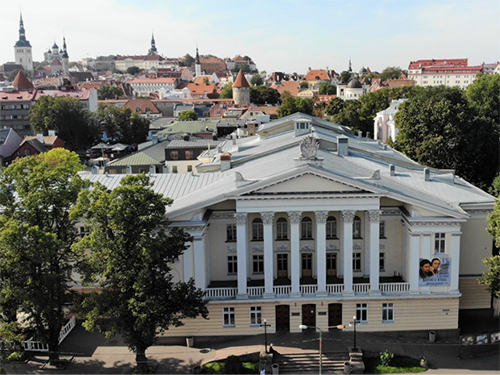 В таллинском центре русской культуры открывается персональная выставка Геннадия Ельцова.