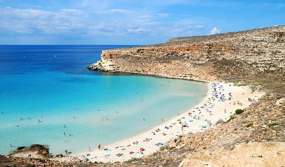 TripАdvisor: Лучший пляж предстоящего сезона находится на итальянском острове Лампедуза.