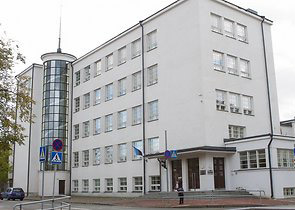 Попечительский совет Таллинской гимназии продолжает борьбу за русский язык.