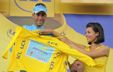 Велоспорт. Винченцо Нибали стал лидером `Большой петли`.