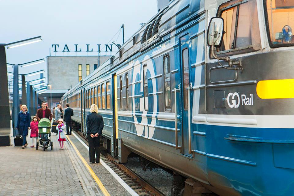 С 1 августа снижается стоимость проезда на поезде из Таллина в Нарву